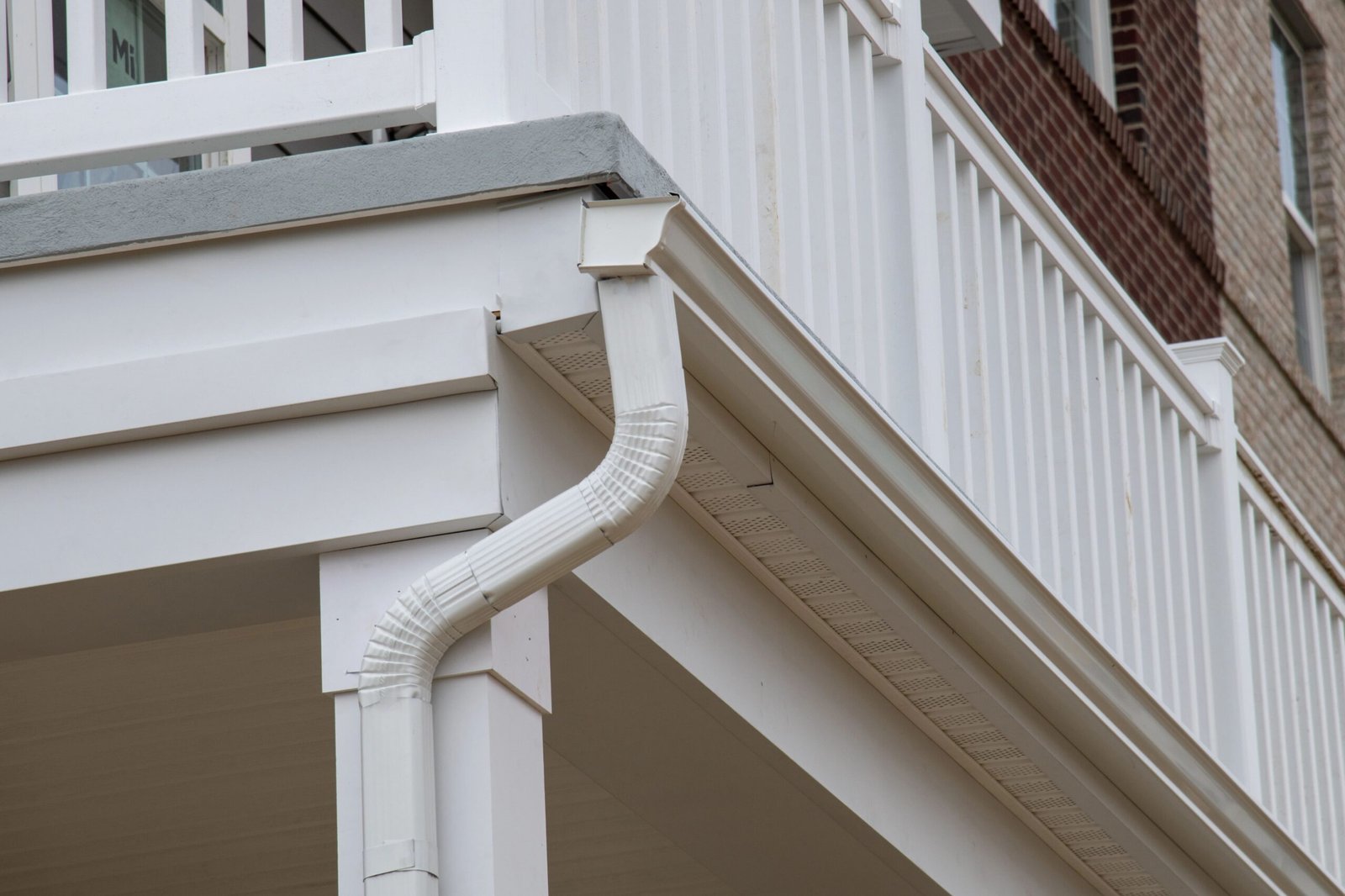 Side view of house gutter
